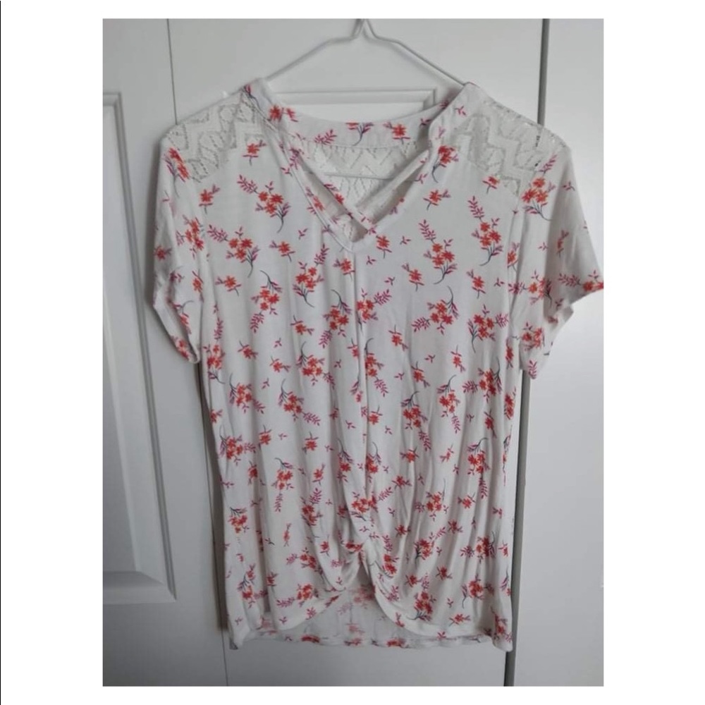 Lg floral tshirt